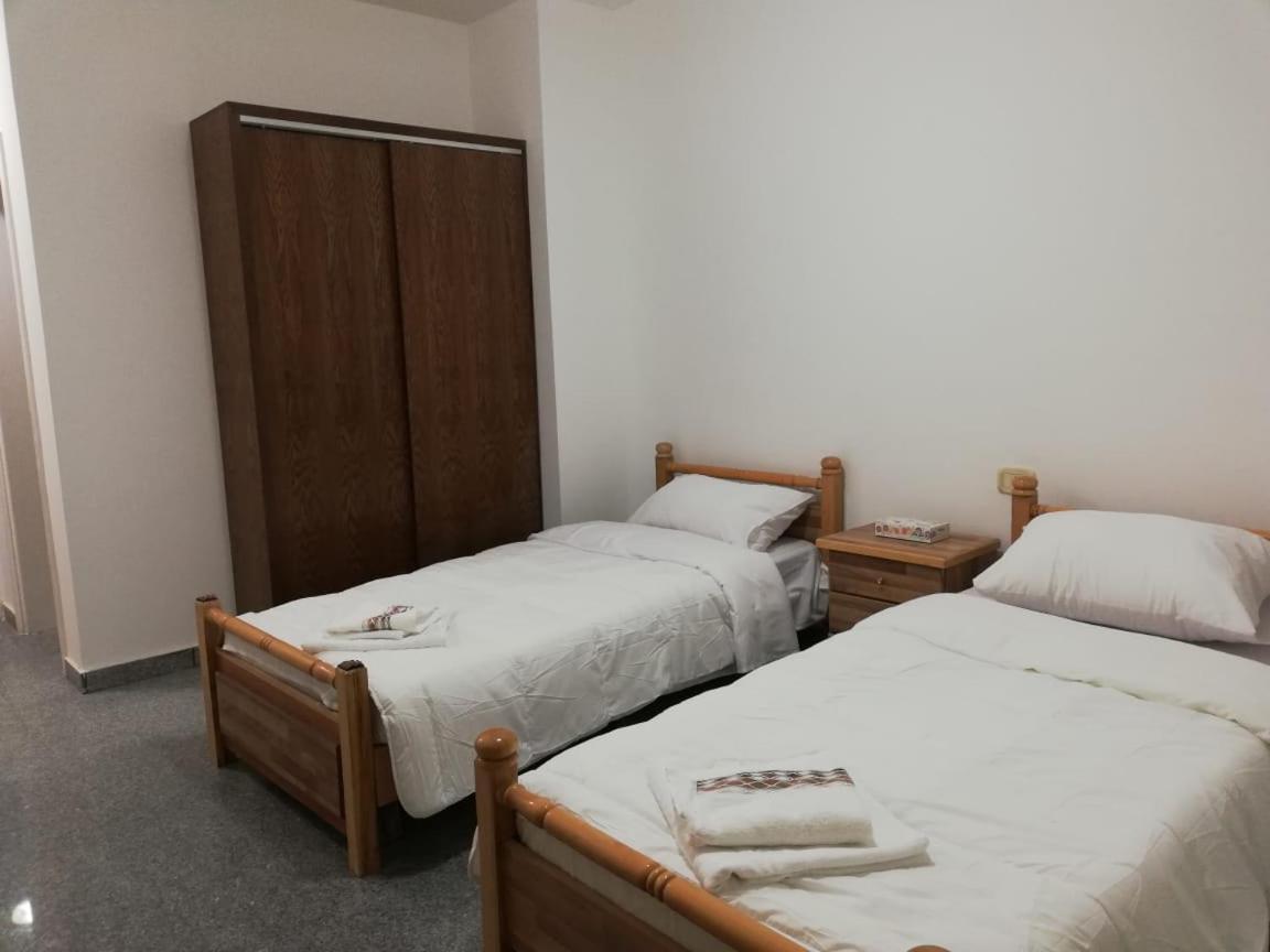 Madaba Camp Resort Exterior photo